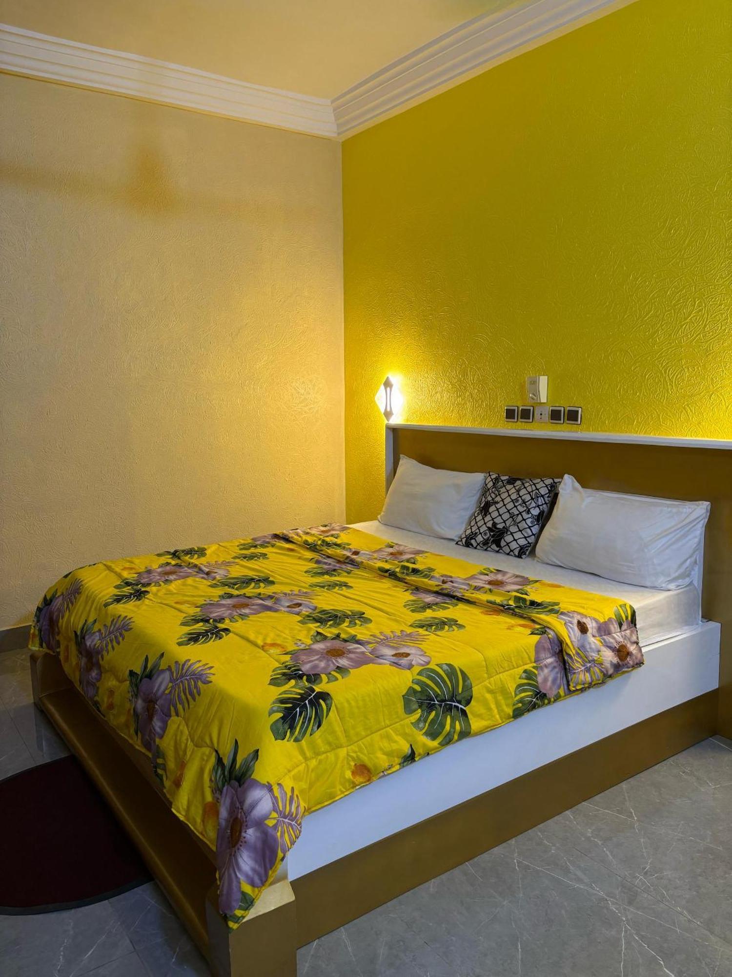 Hotel Mavilla Cotonou Dış mekan fotoğraf