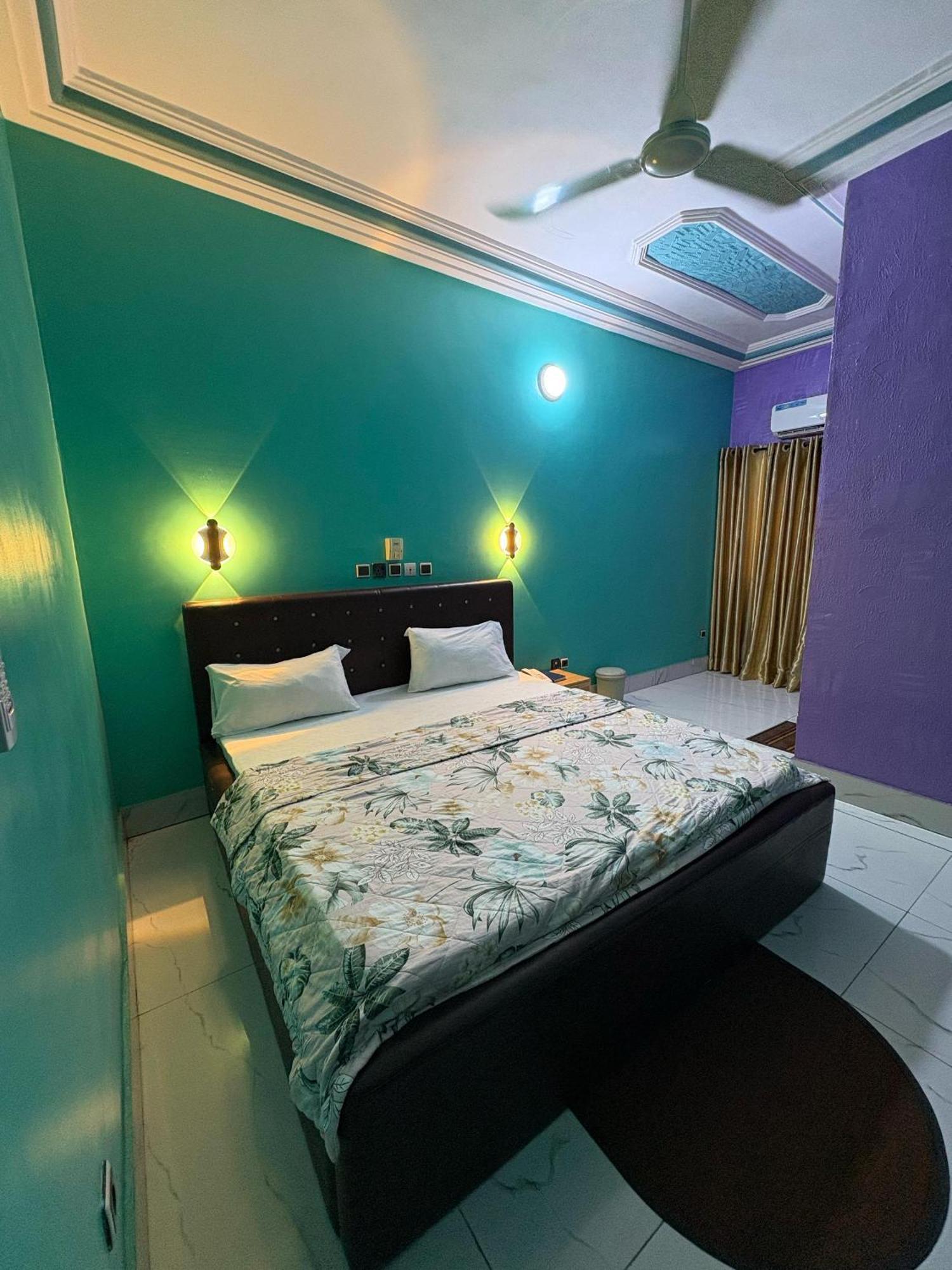 Hotel Mavilla Cotonou Dış mekan fotoğraf